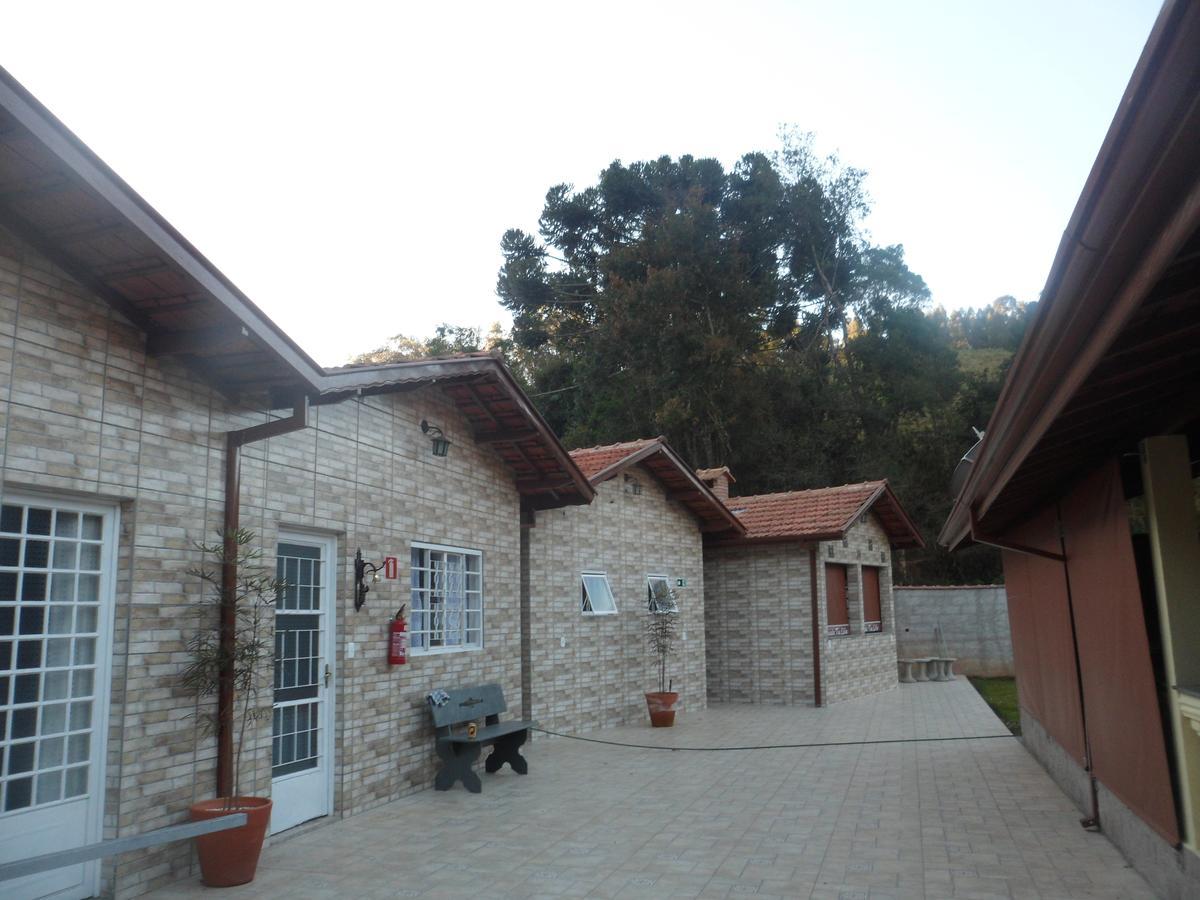 Gonçalves Pousada Tia Lilia מראה חיצוני תמונה